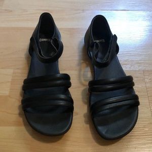 Camper black leather open toe sandals teal soles